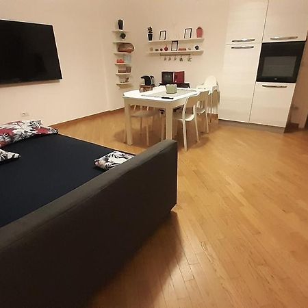 Interno5 Apartment Бари Екстериор снимка